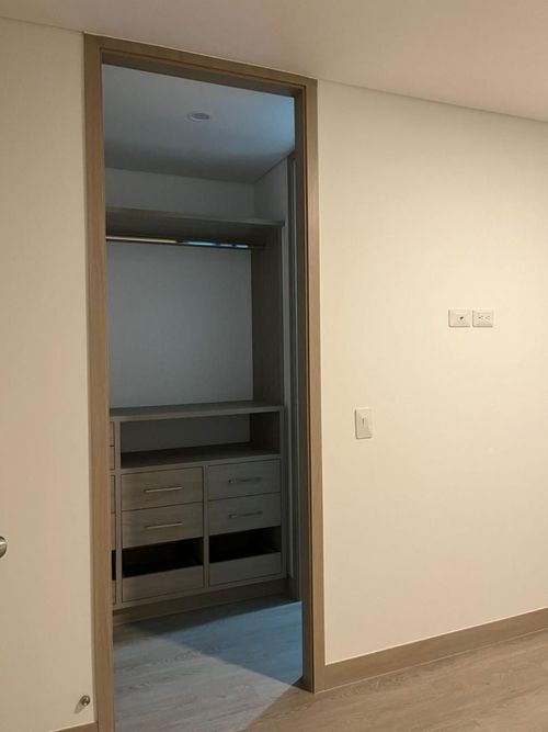 Apartamento de 3 alcobas en venta en Valle Del Lili, Cali, 140 m² · foto 11 de 19