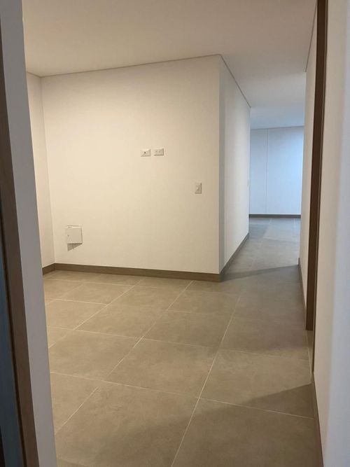 Apartamento de 3 alcobas en venta en Valle Del Lili, Cali, 140 m² · foto 13 de 19