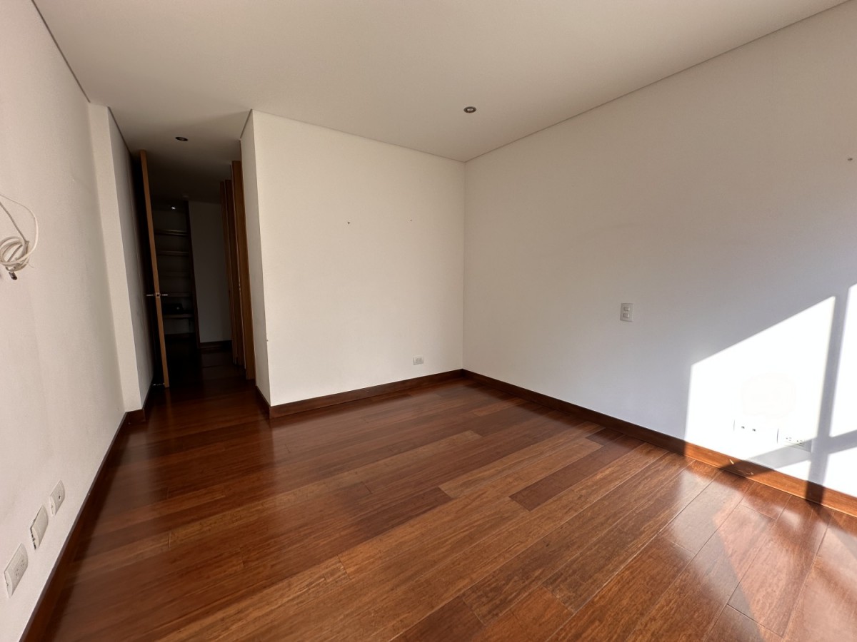 Apartamento en venta en El Poblado, Envigado · foto 17 de 24