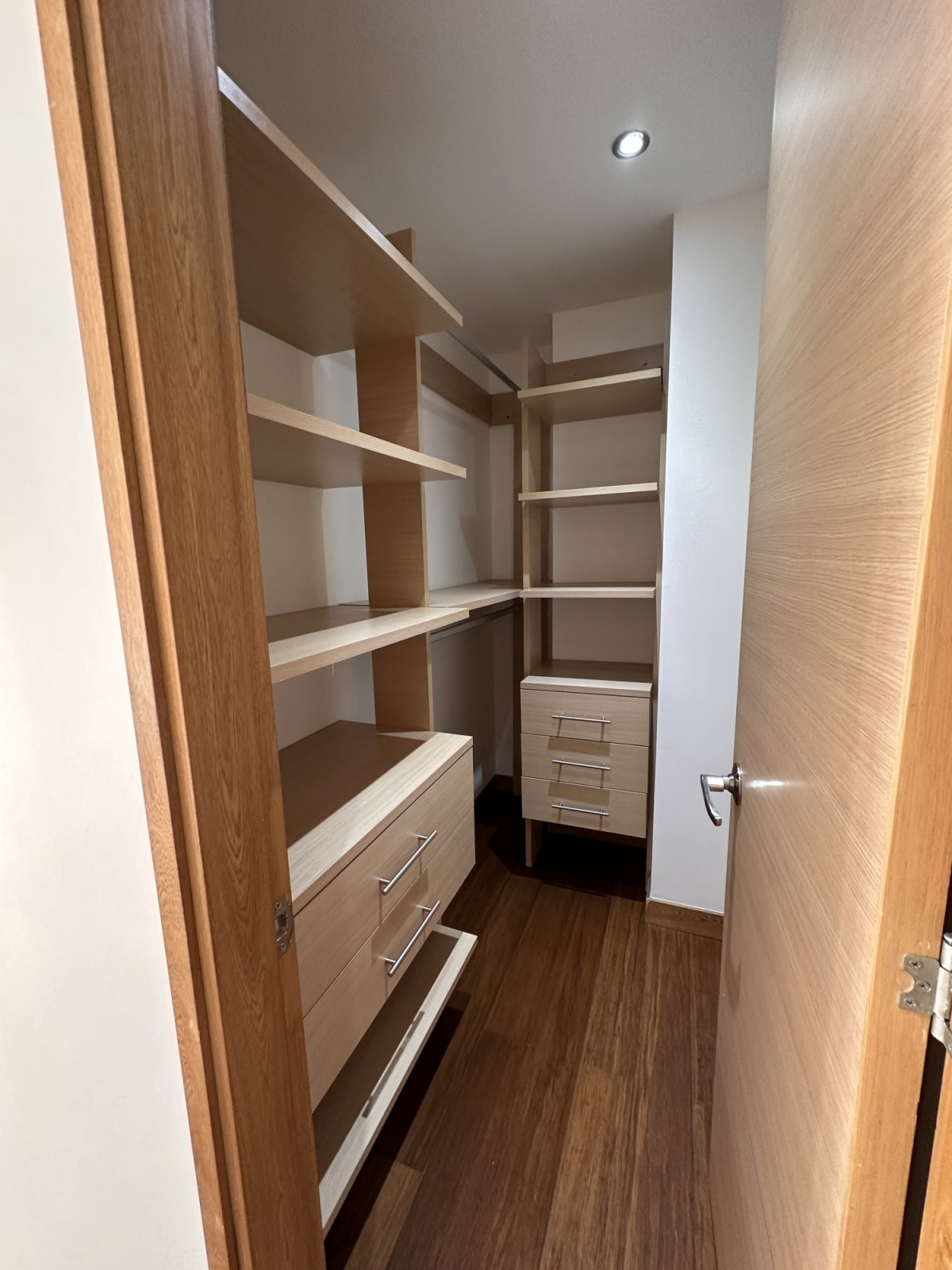 Apartamento en venta en El Poblado, Envigado · foto 22 de 24