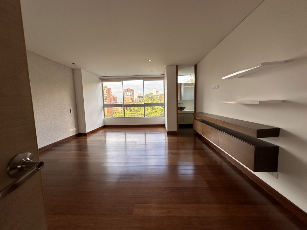 Apartamento en venta en El Poblado, Envigado · foto 24 de 24