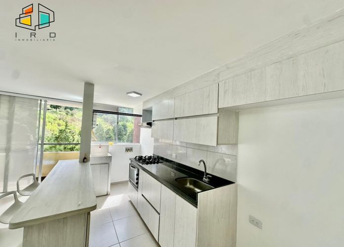 Apartamento de 2 alcobas en venta en El Pedrero, La Estrella, 51 m² · foto 4 de 24
