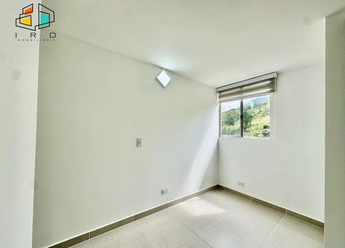 Apartamento de 2 alcobas en venta en El Pedrero, La Estrella, 51 m² · foto 23 de 24