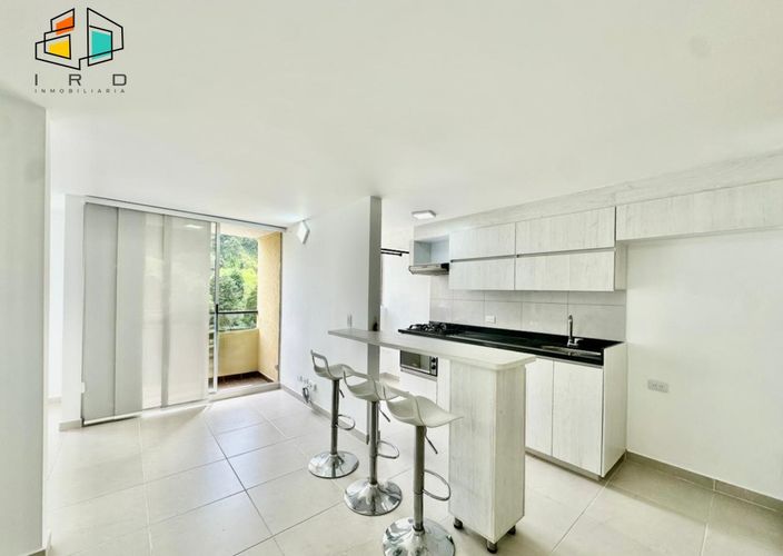 Apartamento de 2 alcobas en venta en El Pedrero, La Estrella, 51 m² · foto 2 de 24