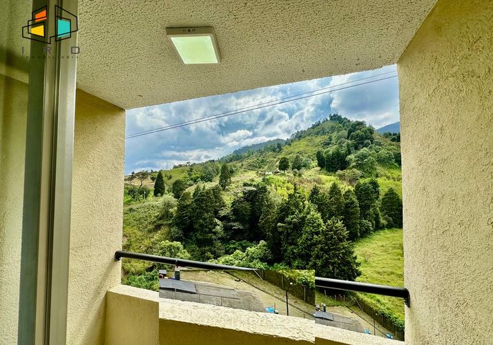 Apartamento de 2 alcobas en venta en El Pedrero, La Estrella, 51 m² · foto 13 de 24