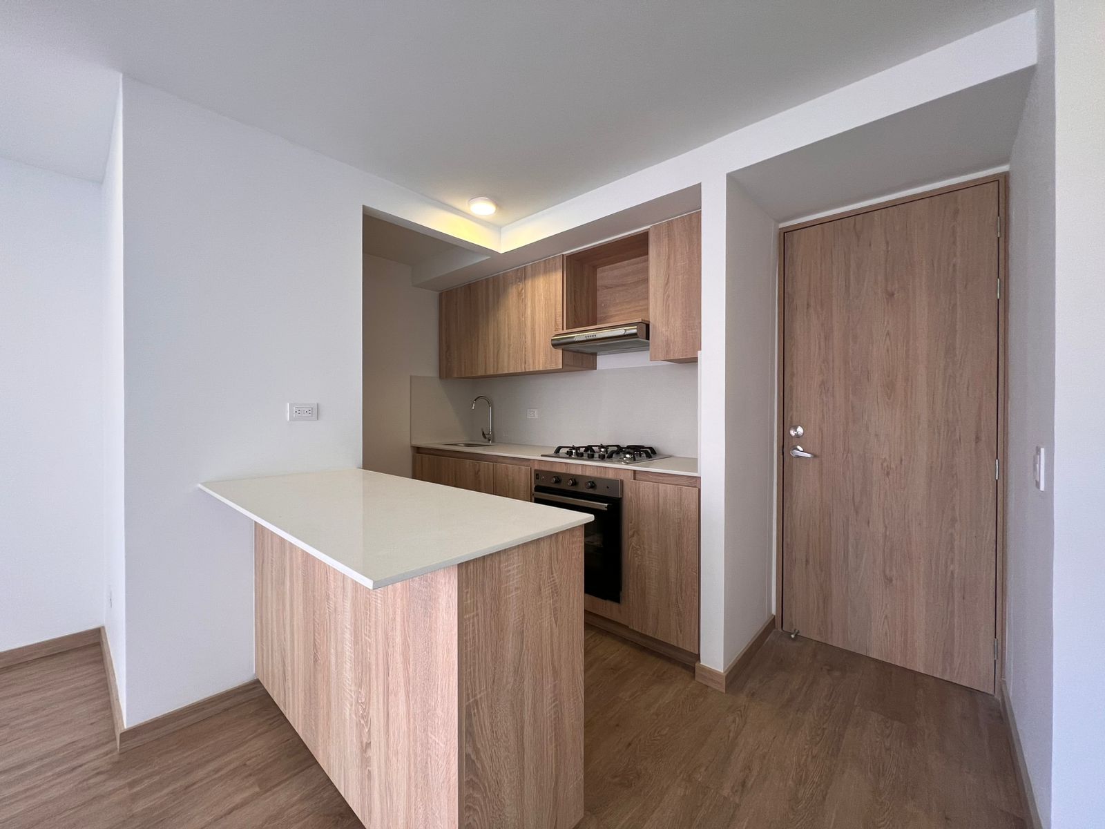 Apartamento en arriendo en Llano Grande, Rionegro · foto 4 de 12
