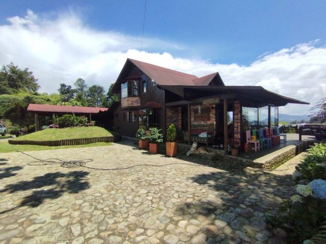 Finca en venta en Puente Pelaez, El Retiro, 870 m² · foto 2 de 24