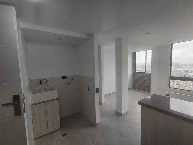 Apartamento en venta en San Andresito, Bogotá · foto 3 de 13