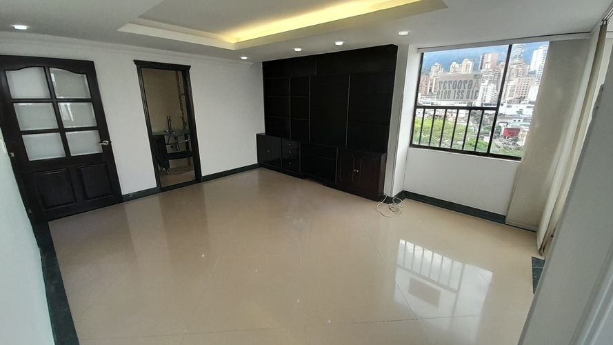 Apartamento de 5 alcobas en venta en Sotomayor, Bucaramanga, 260 m² · foto 5 de 24