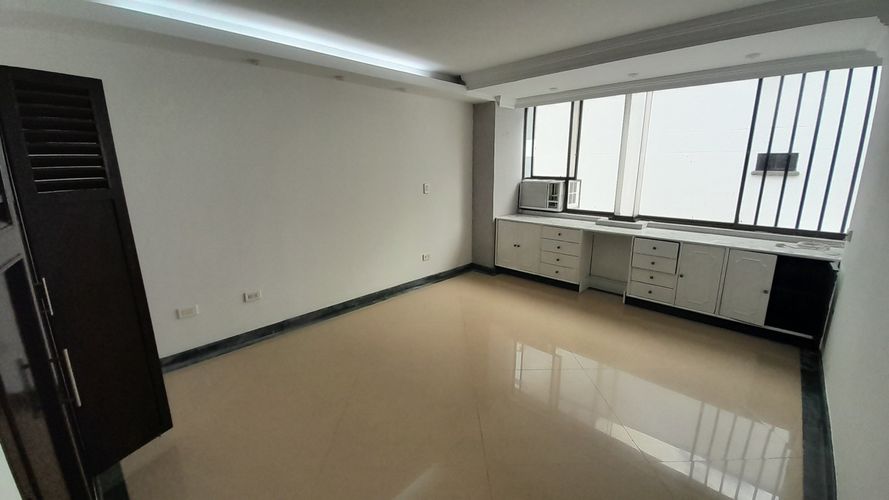 Apartamento de 5 alcobas en venta en Sotomayor, Bucaramanga, 260 m² · foto 22 de 24