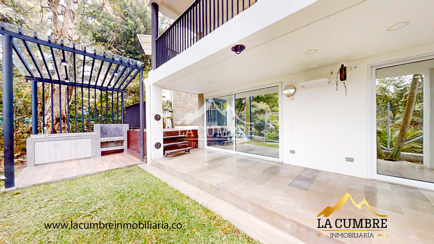Casa de 4 alcobas en venta en San Lucas, Medellín, 260 m² · foto 10 de 21