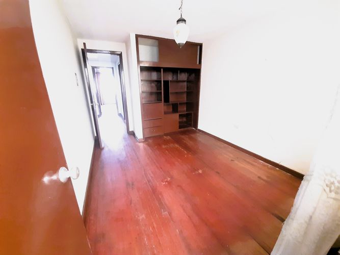 Casa de 5 alcobas en venta en 11 De Noviembre, Bogotá, 221 m² · foto 16 de 19