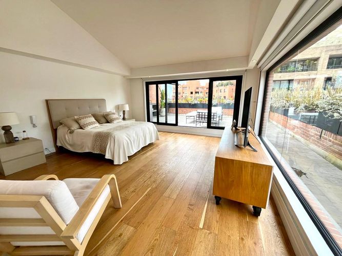 Apartamento de 3 alcobas en arriendo en Los Rosales, Bogotá, 260 m² · foto 14 de 22