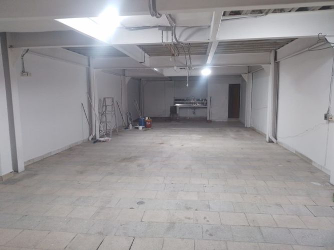 Bodega en arriendo en Cristo Rey, Medellín, 200 m² · foto 11 de 13