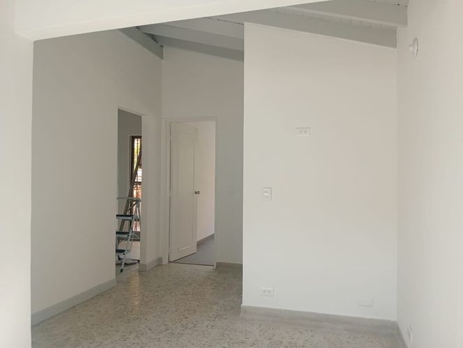 Oficina en arriendo en Laureles, Medellín, 380 m² · foto 2 de 18