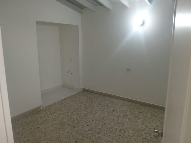 Oficina en arriendo en Laureles, Medellín, 380 m² · foto 5 de 18