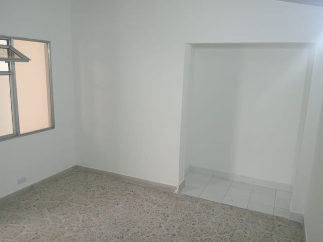 Oficina en arriendo en Laureles, Medellín, 380 m² · foto 8 de 18