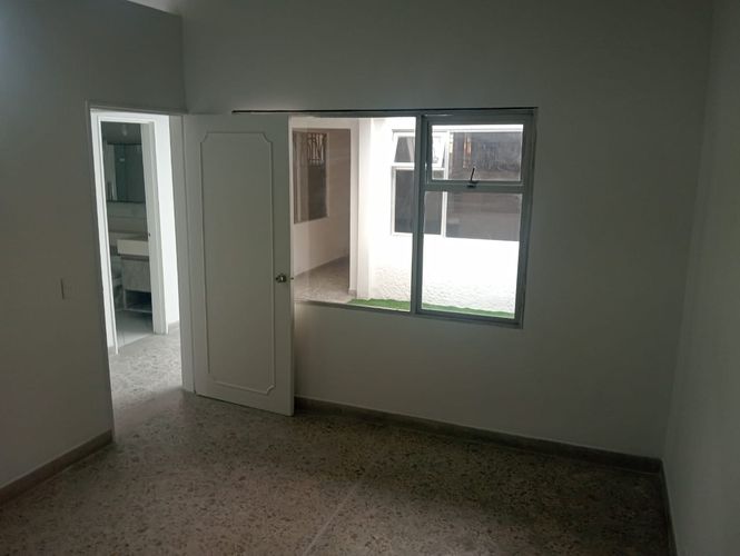 Oficina en arriendo en Laureles, Medellín, 380 m² · foto 9 de 18