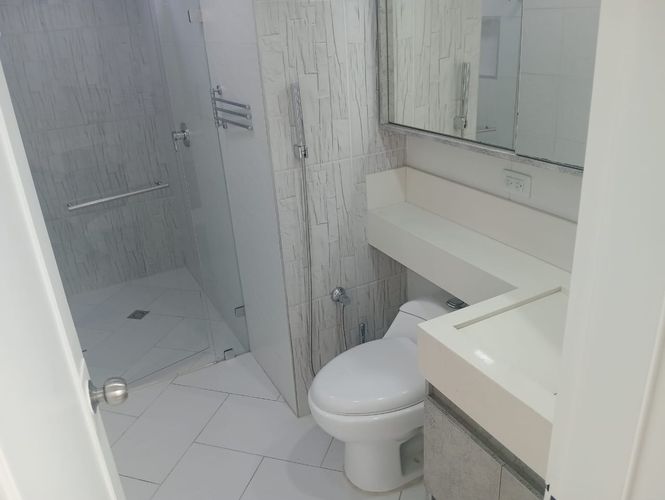 Oficina en arriendo en Laureles, Medellín, 380 m² · foto 14 de 18