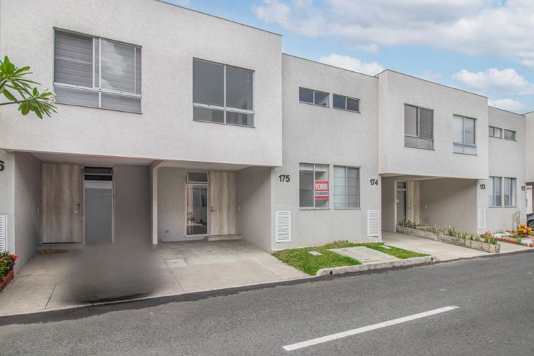 Casa de 3 alcobas en venta en Ciudad Country, Jamundí, 118 m² · foto 21 de 24