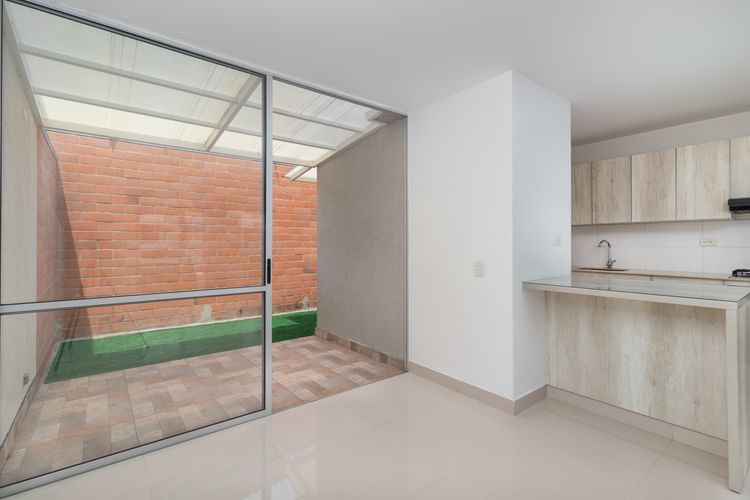 Casa de 3 alcobas en venta en Ciudad Country, Jamundí, 118 m² · foto 5 de 24