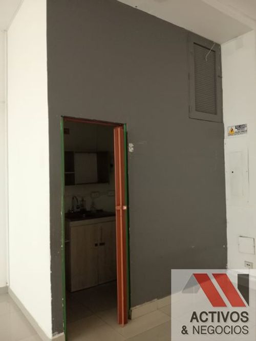 Local en arriendo en Colombia, Medellín, 49 m² · foto 15 de 15