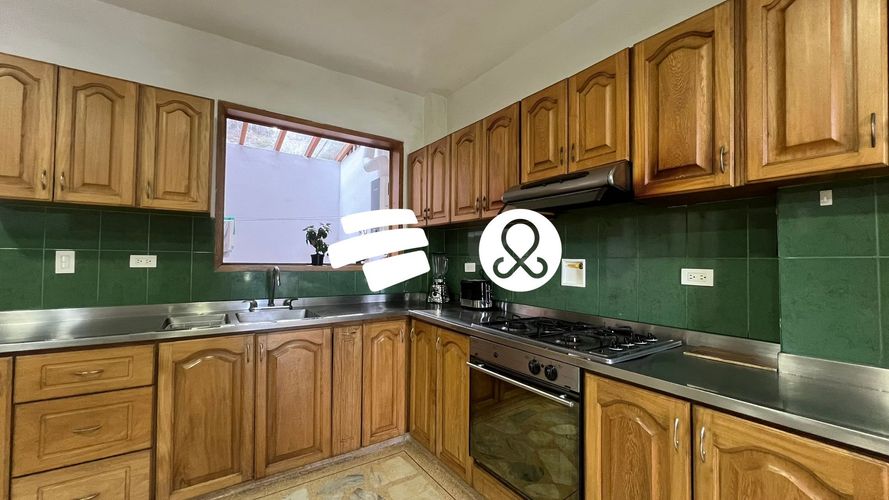 Casa de 3 alcobas en venta en Loma Del Escobero, El Retiro, 907 m² · foto 5 de 24