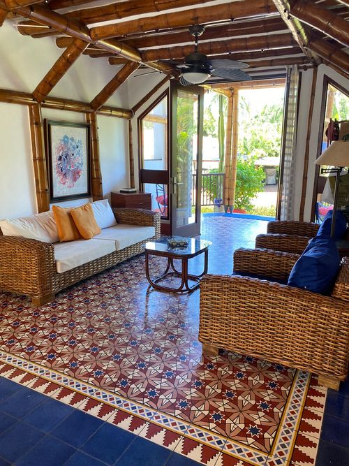 Casa de 4 alcobas en venta en Ricaurte, 200 m² · foto 10 de 19