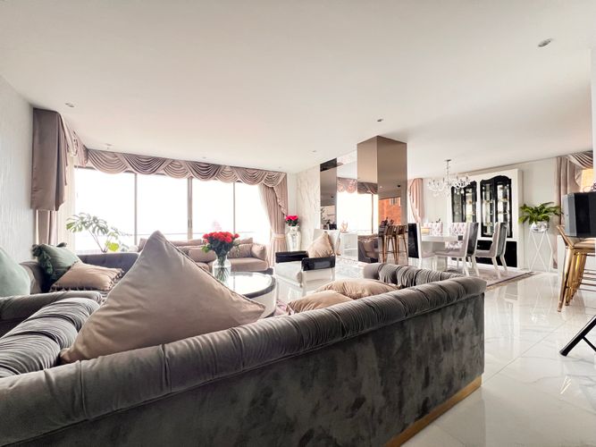 Apartamento de 3 alcobas en venta en Bosque Medina, Bogotá, 266 m² · foto 4 de 24