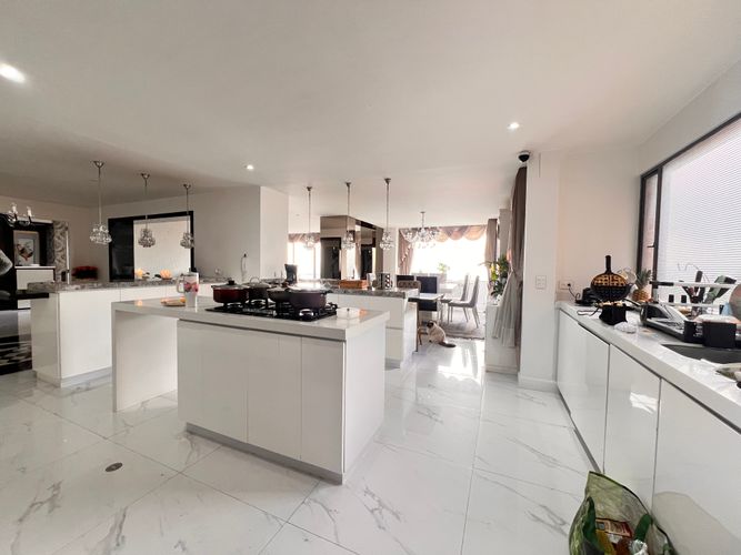 Apartamento de 3 alcobas en venta en Bosque Medina, Bogotá, 266 m² · foto 15 de 24