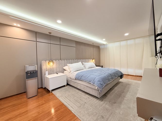 Casa de 6 alcobas en venta en Santa Paula, Bogotá, 529 m² · foto 5 de 22