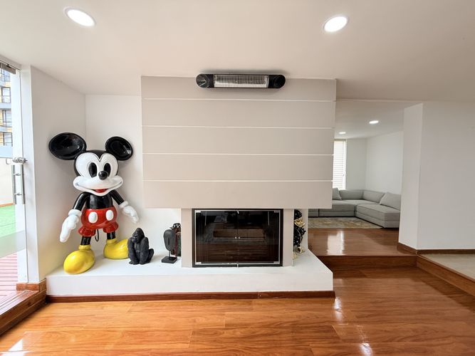 Casa de 6 alcobas en venta en Santa Paula, Bogotá, 529 m² · foto 13 de 22