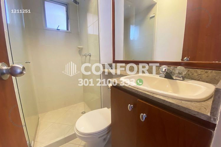 Apartamento de 2 alcobas en arriendo en Castropol, Medellín, 63 m² · foto 10 de 19