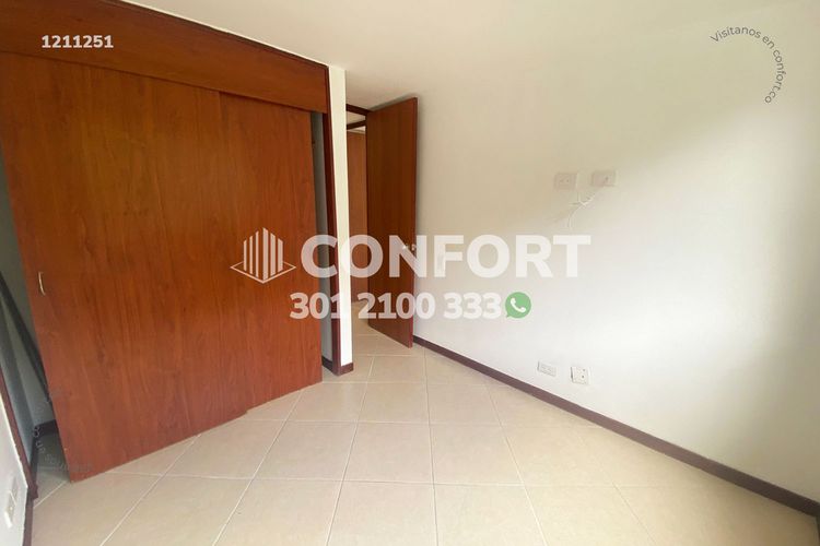 Apartamento de 2 alcobas en arriendo en Castropol, Medellín, 63 m² · foto 13 de 19