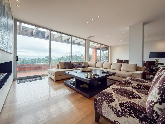 Apartamento de 4 alcobas en venta en Las Nieves, Bogotá, 400 m² · foto 3 de 24