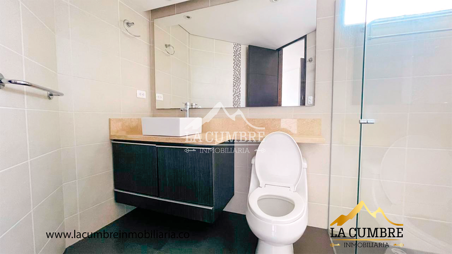 Apartamento de 3 alcobas en arriendo en Santa Maria De Los Angeles, Medellín, 140 m² · foto 8 de 9