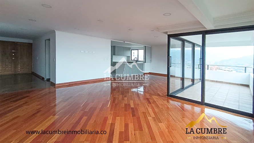 Apartamento de 3 alcobas en arriendo en San Lucas, Medellín, 180 m² · foto 2 de 17