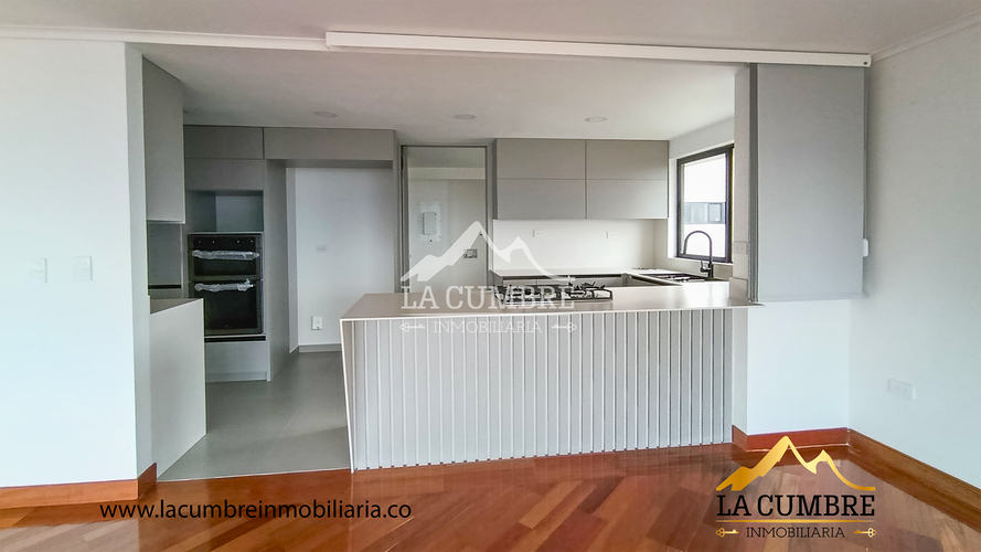 Apartamento de 3 alcobas en arriendo en San Lucas, Medellín, 180 m² · foto 6 de 17