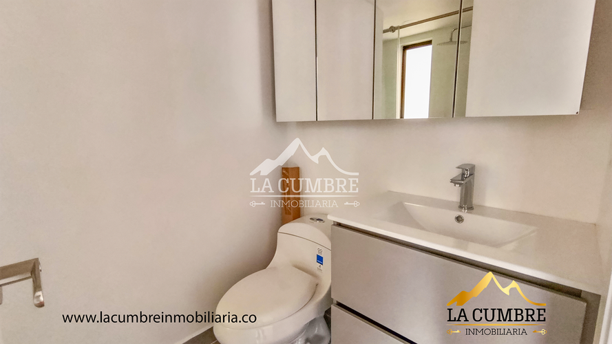 Apartamento de 3 alcobas en arriendo en San Lucas, Medellín, 180 m² · foto 11 de 17