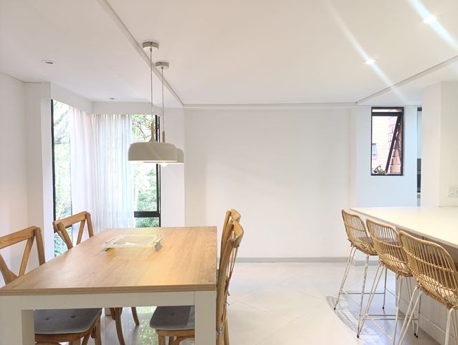 Apartamento de 3 alcobas en venta en Las Lomas, Medellín, 160 m² · foto 2 de 19