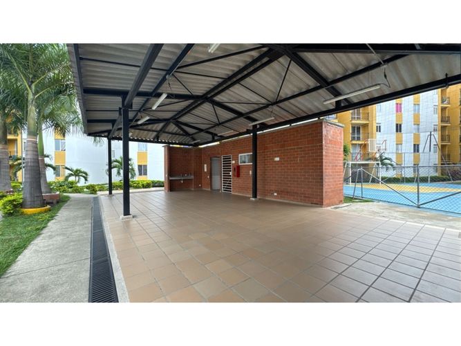Apartamento de 2 alcobas en venta en El Carmelo, Candelaria, 54 m² · foto 2 de 16