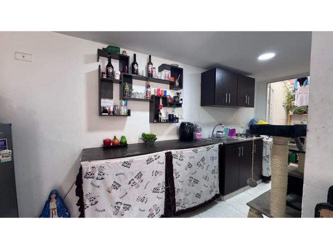 Apartamento de 2 alcobas en venta en El Carmelo, Candelaria, 54 m² · foto 10 de 16