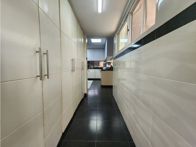 Casa de 5 alcobas en venta en Alfaguara, Jamundí, 337 m² · foto 10 de 24