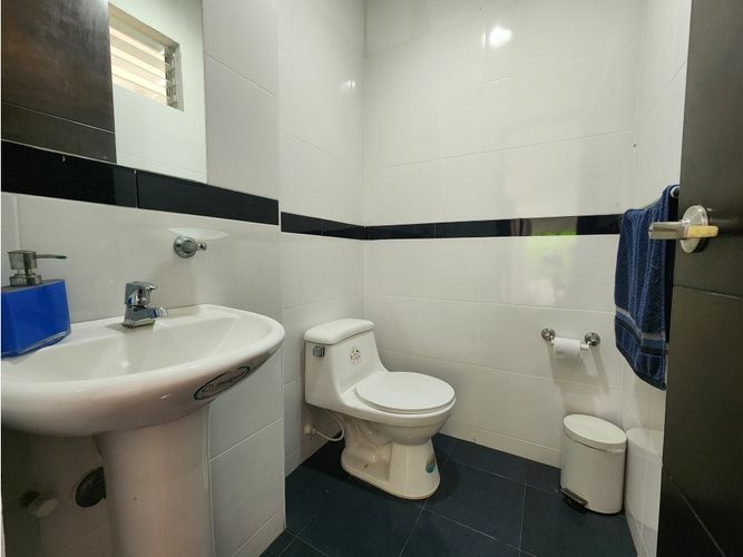 Casa de 5 alcobas en venta en Alfaguara, Jamundí, 337 m² · foto 16 de 24