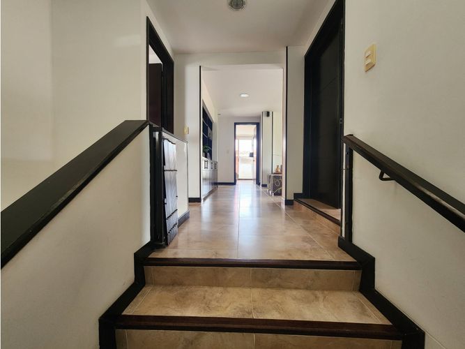 Casa de 5 alcobas en venta en Alfaguara, Jamundí, 337 m² · foto 18 de 24