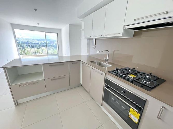 Apartamento de 3 alcobas en venta en Cañaveral, Floridablanca, 75 m² · foto 6 de 11