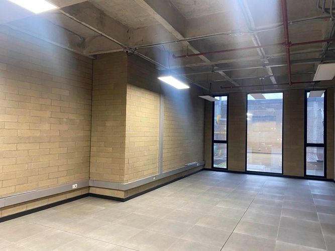 Oficina en arriendo en Cristo Rey, Medellín, 55 m² · foto 5 de 7