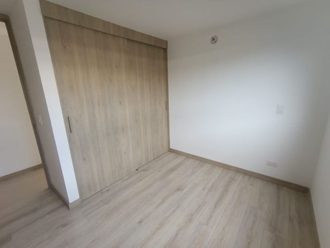 Apartamento de 3 alcobas en venta en La Ceja, 101 m² · foto 9 de 18
