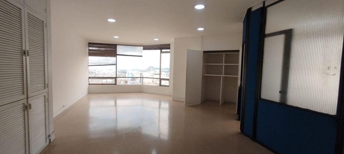 Oficina en venta en Primero De Febrero, Pereira, 55 m² · foto 3 de 8