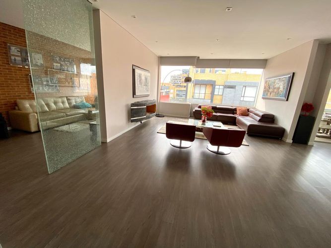 Apartamento de 3 alcobas en venta en Santa Paula, Bogotá, 246 m² · foto 6 de 24